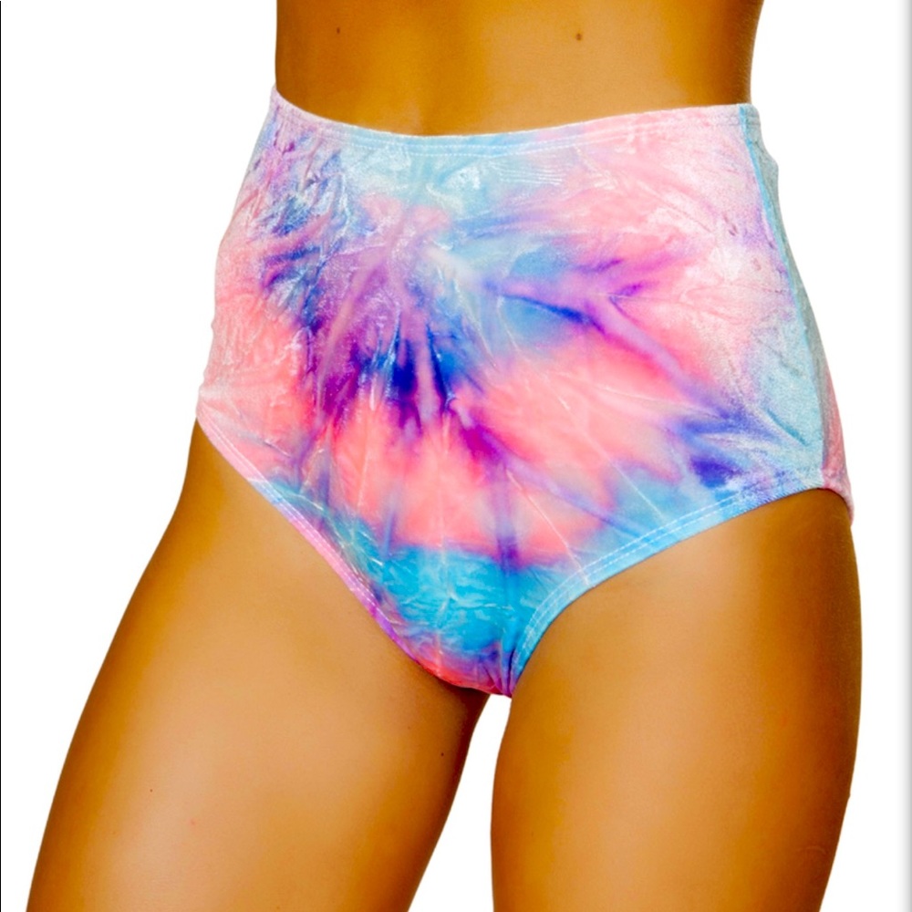 Roma rave velvet high waist short r